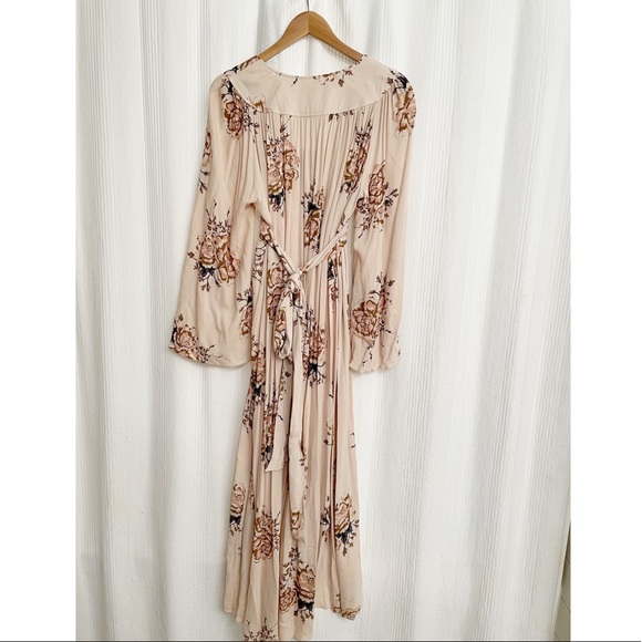 ✖️SOLD✖️Free People Blush Floral Maxi Dress Small - Picture 5 of 7